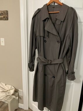 Men's Double-Breasted Trench Coat in Charcoal - Classic Style